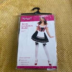 Beer Garden Babe Women’s Halloween Costume